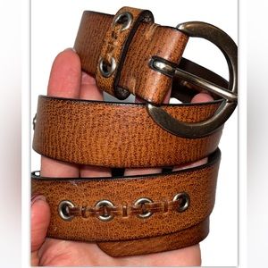 M ROLFS BROWN Belt 1”Wide silver round Buckle Silver Grommets Strap Accents 2022